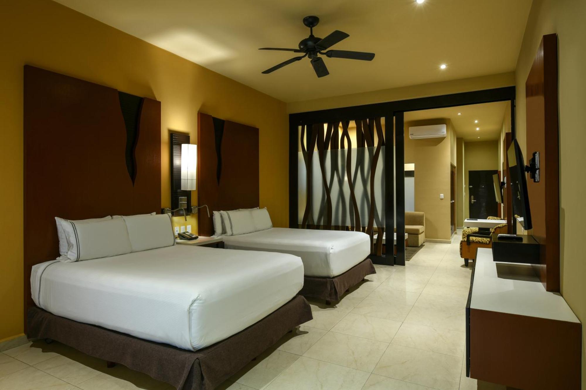 Generations Riviera Maya Family Resort Catamaran, Water Park & More Inclusive Puerto Morelos Zewnętrze zdjęcie