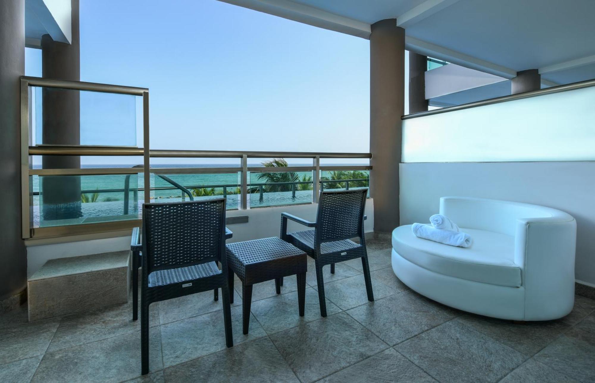 Generations Riviera Maya Family Resort Catamaran, Water Park & More Inclusive Puerto Morelos Zewnętrze zdjęcie